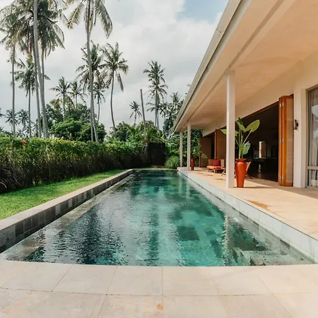 New! Volcano View 3Br Designer Villa In Kedungu